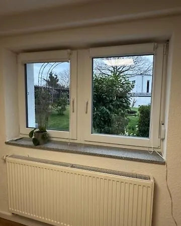 Zentrale Einliegerwohnung In Ruhiger Lage Apartmán
