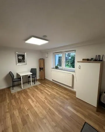 Zentrale Einliegerwohnung In Ruhiger Lage Apartmán *