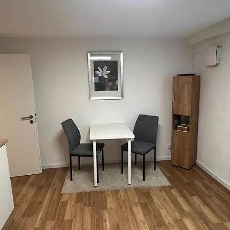 Zentrale Einliegerwohnung In Ruhiger Lage